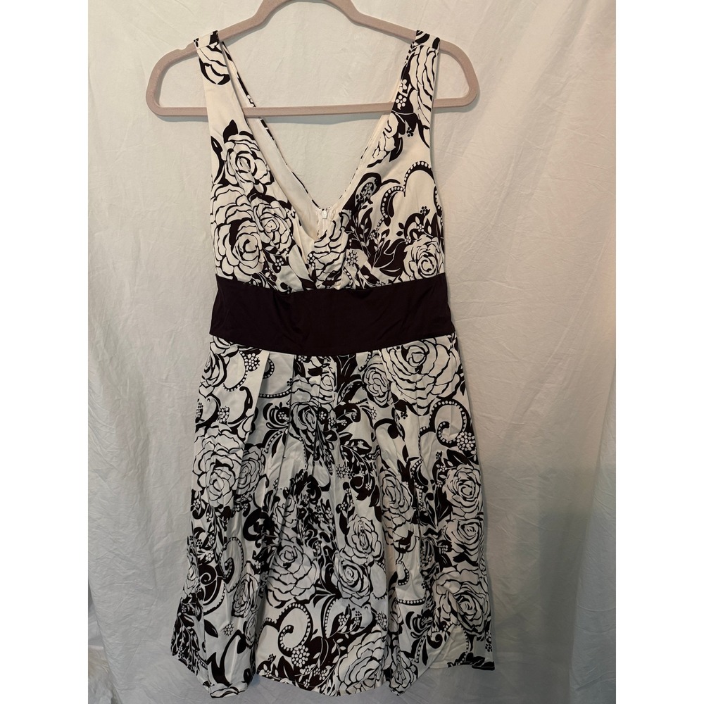 B. Smart Brown White Floral V-Neck Fit Flare Dress Size‎ 14